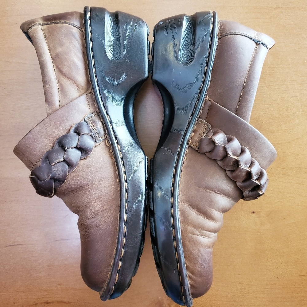 **FINAL MARKDOWN** BOC CLOGS - Picture 7 of 8
